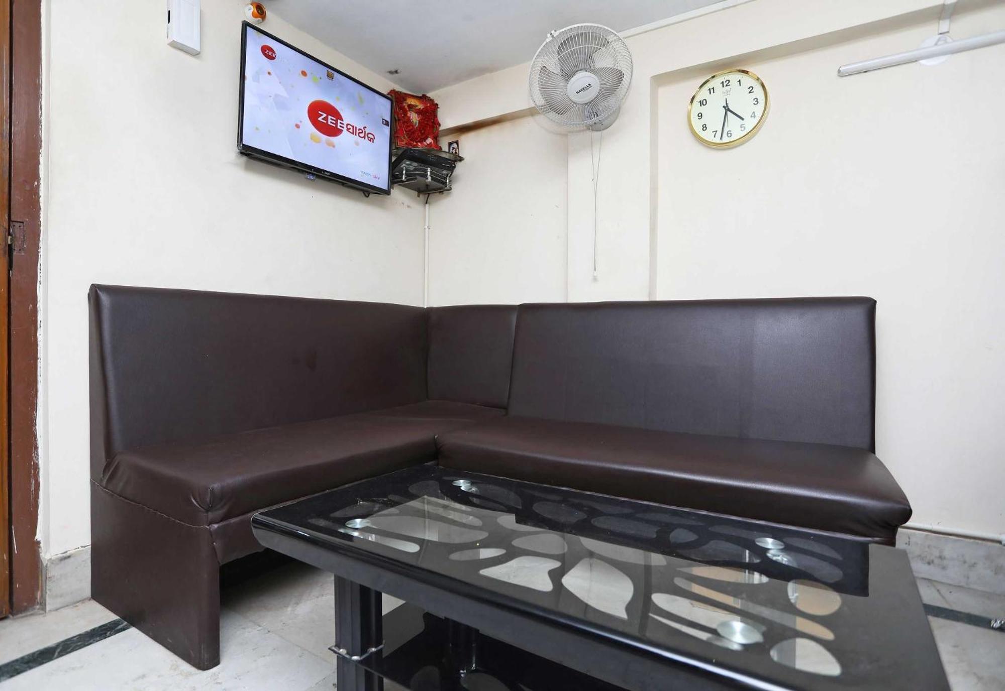Hotel O Chinar Dum Dum Buitenkant foto