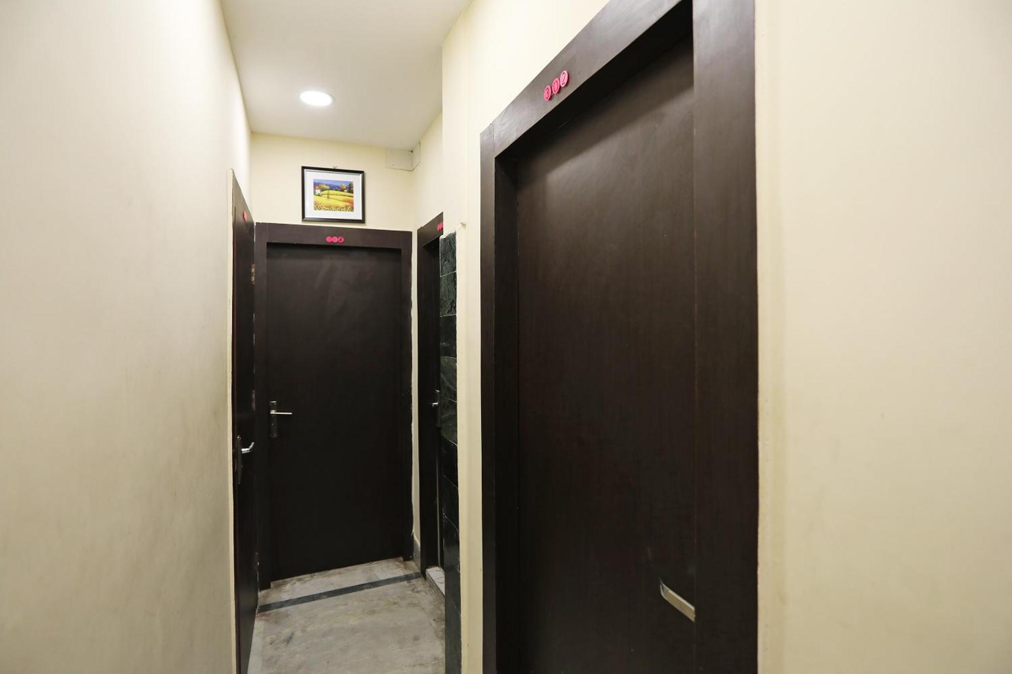 Hotel O Chinar Dum Dum Buitenkant foto
