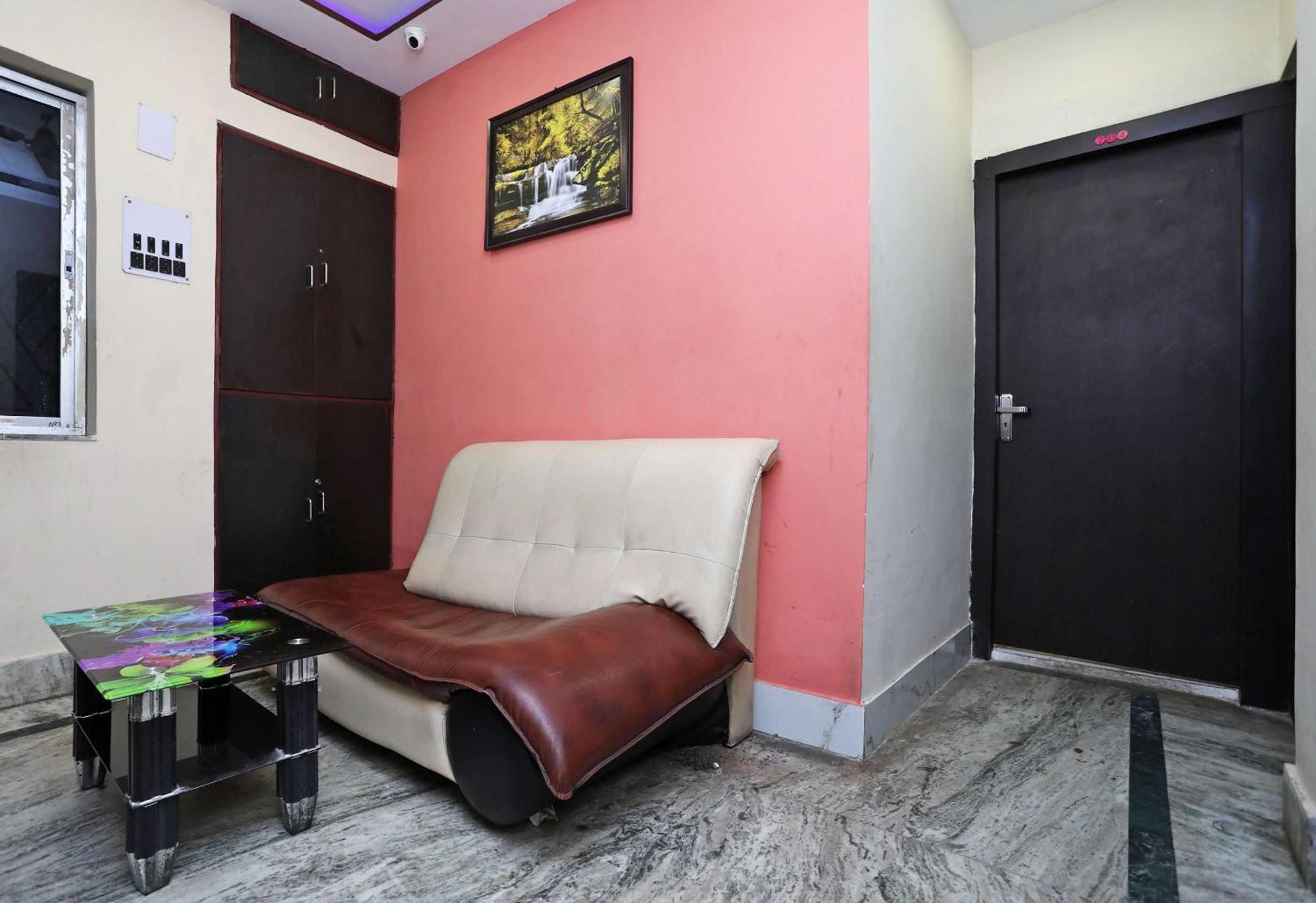 Hotel O Chinar Dum Dum Buitenkant foto